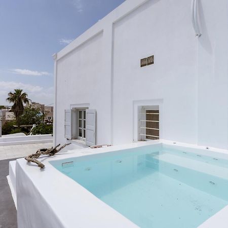 On An Island Suites & Apartments - Fira Exteriér fotografie